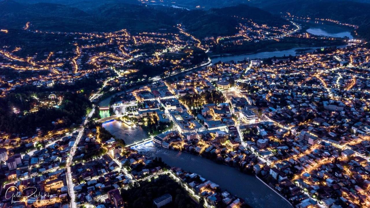 Chika Apartman Kutaiszi Kültér fotó